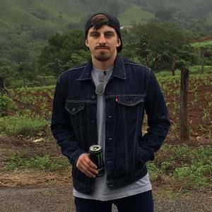 Meet your Posher, Christian